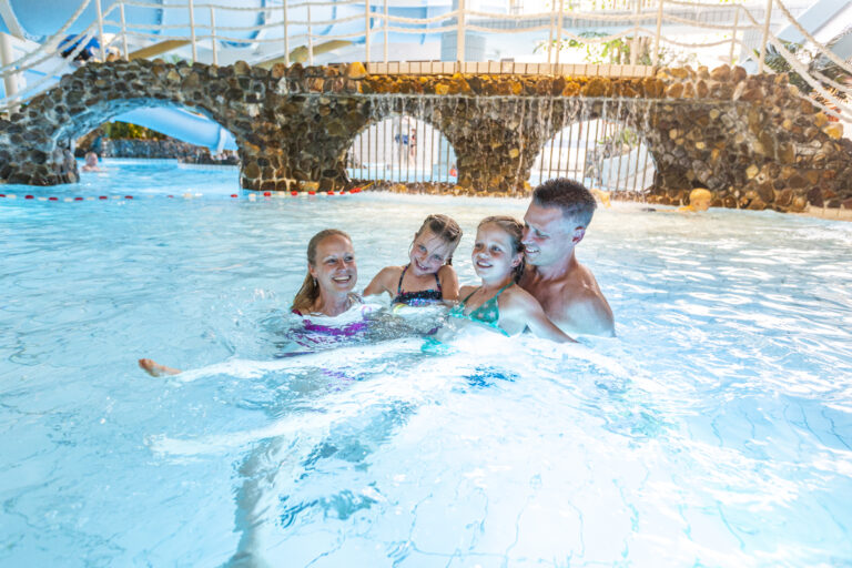 Zwembaden: Het hele jaar door waterpret bij Marveld!
