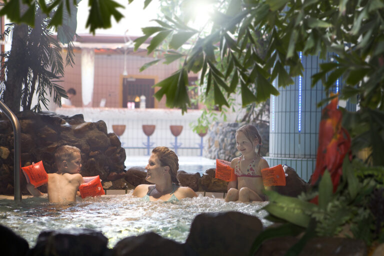 Vacature vakantiewerk: Toezichthouder zwembad