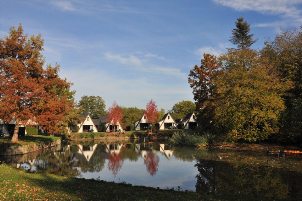 Vakantiehuisjes A75 in de herfst - Vakantiepark Marveld Recreatie